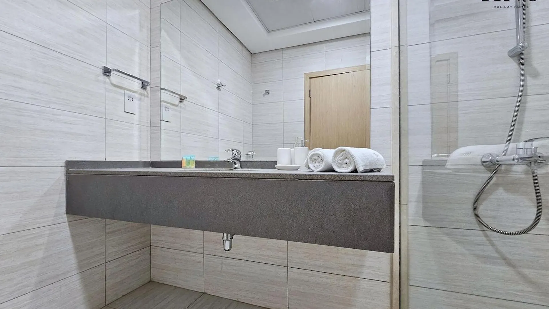 Appartement Modern 1 Bed Apt In Al Warqa Dubaï